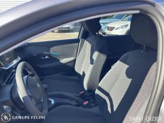 Peugeot 208 1.2 100ch s&amp;s style — photo 9