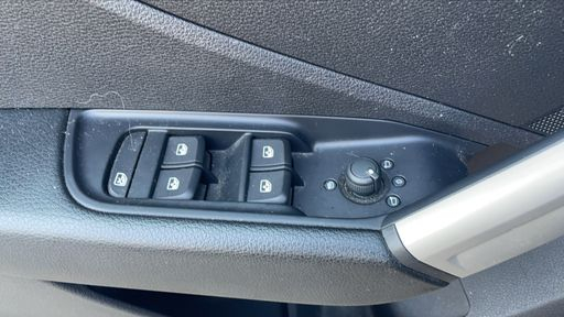 Audi Q2 35 TFSI 150 S-Tronic7 - Design – 2022 – 78500 km – Essence – Boîte Automatique — photo 42