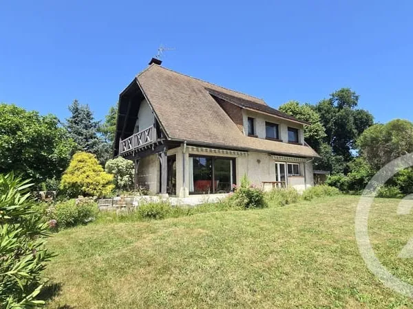 Maison 8 pièces 190 m²