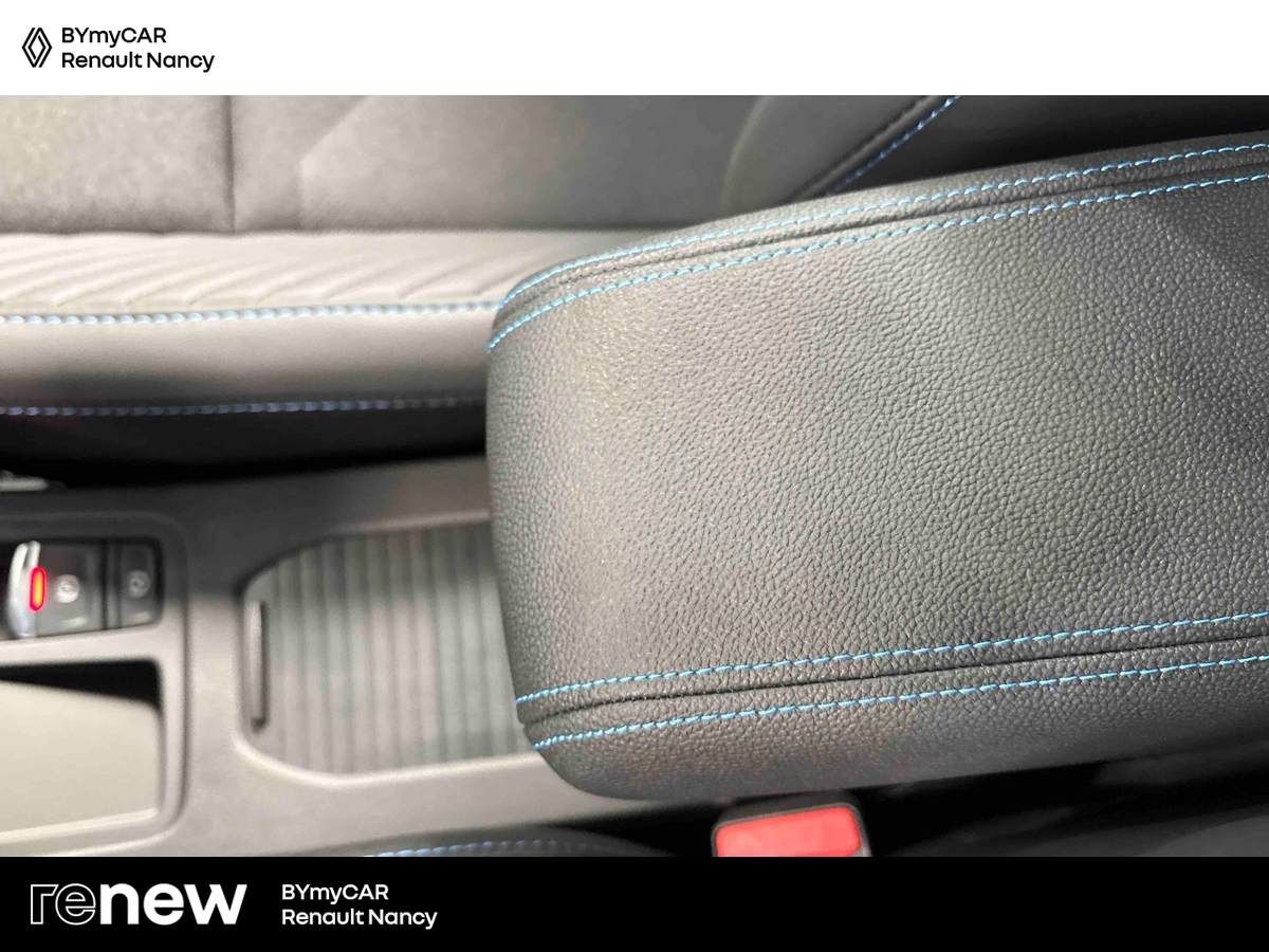 Renault Clio E-Tech full hybrid 145 ch GSR2 — photo 24