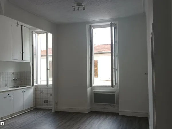 Appartement T2 44m2 bld de la Thése