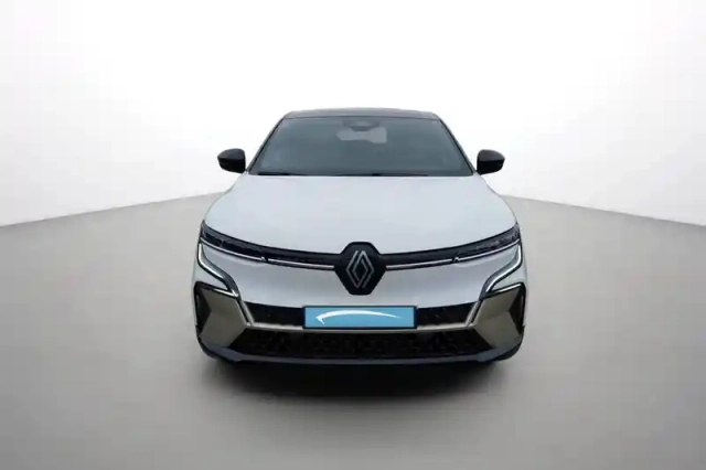 Renault Megane e-tech 220 ch autonomie confort gsr2 — photo 11