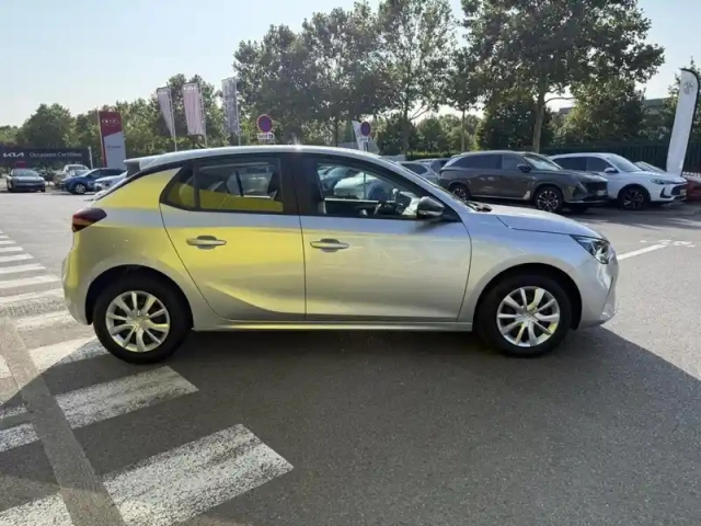 Opel Corsa 1.2 75ch connect — photo 4