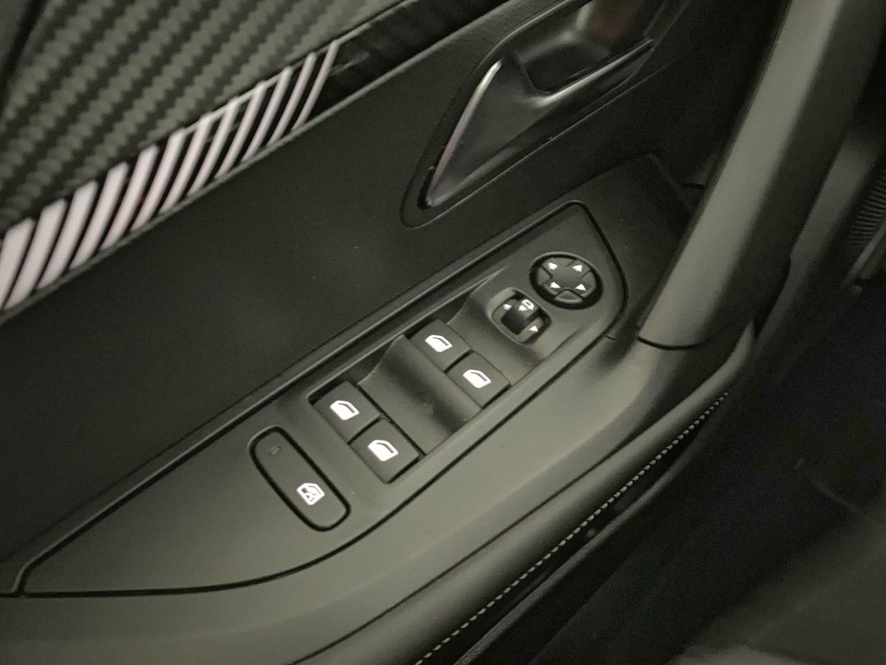Peugeot 2008 hybrid 145 ch e-dcs6 allure — photo 20