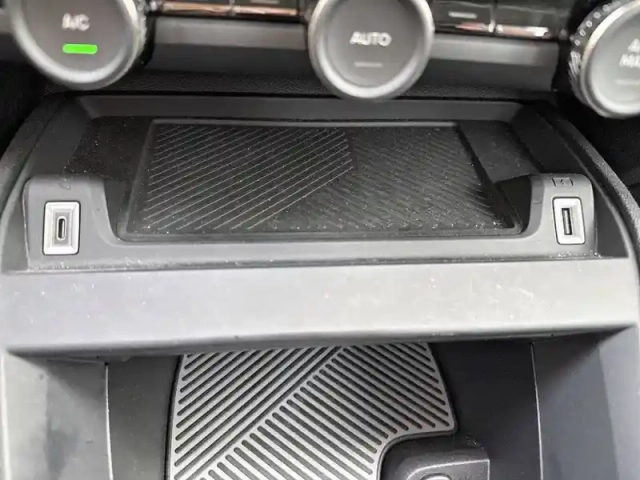 Citroën C4 e- 136 ch autonomie standard  automatique — photo 31