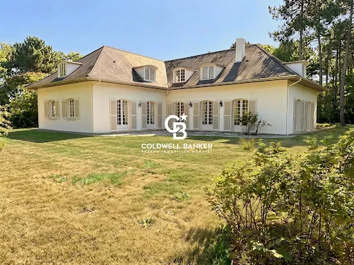 Immeuble 10 pièces 360 m²