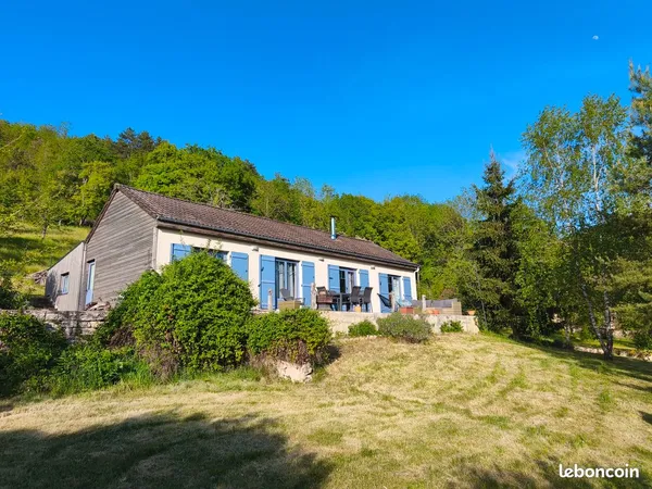 Maison de plain-pied 117 m² - Belle Vue - Terrain 3500 m² - Proche TGV