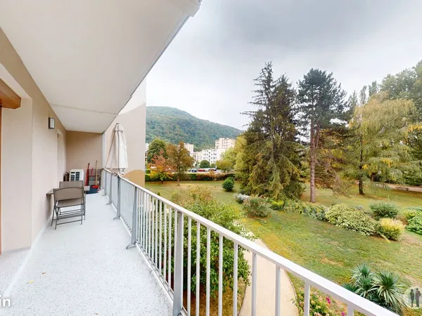 Appartement 5 pièces 102 m²