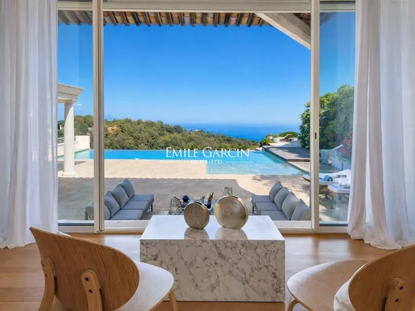 Villa 8 pièces 435 m²