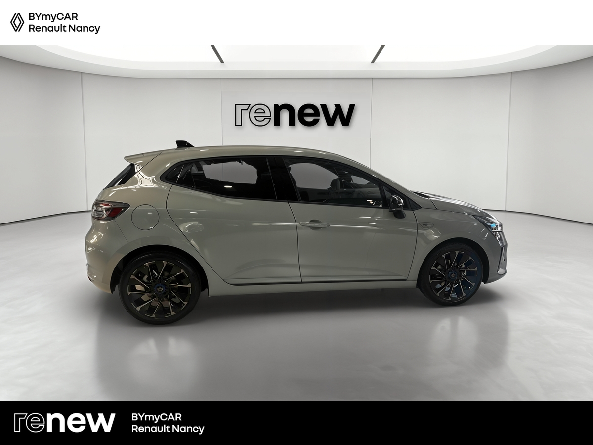 Renault Clio E-Tech full hybrid 145 ch GSR2 — photo 6