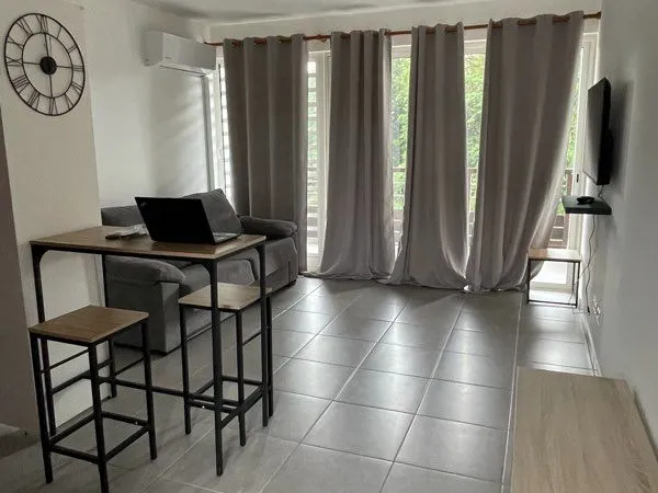 à louer - studio meublé