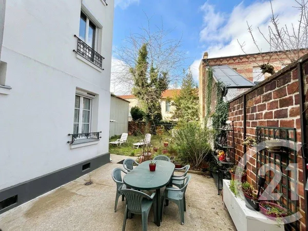 Studio 1 pièce 26 m²