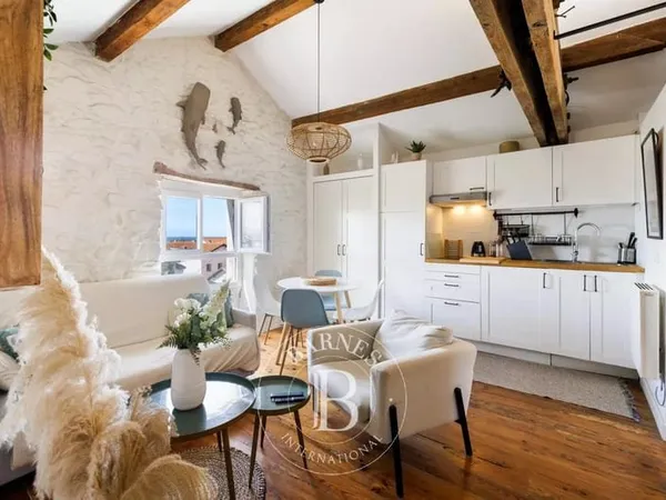 BIARRITZ BEAURIVAGE, STUDIO RÉNOVÉ