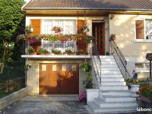 Maison traditionnelle construite en 1972