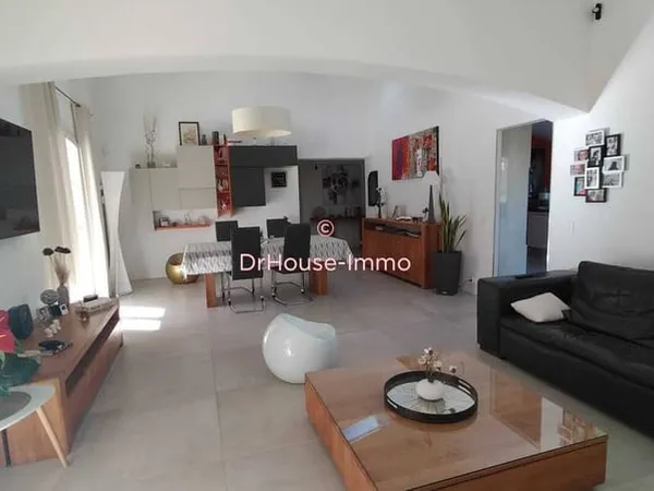 Maison 6 pièces 166 m²