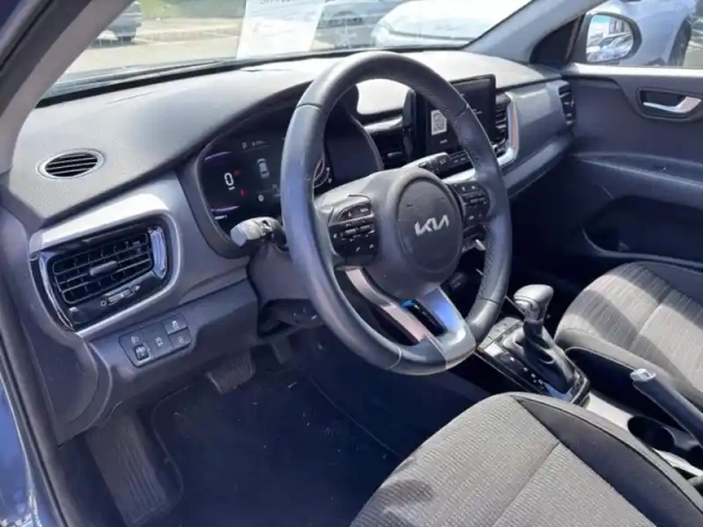 Kia Stonic 1.0 t-gdi 100ch active dct7 — photo 9
