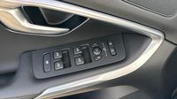 Volvo V40 D2 AdBlue 120ch Signature Edition Geartronic — photo 25