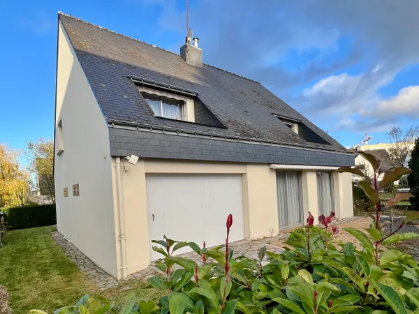 Vends maison avec jardin - 142m²