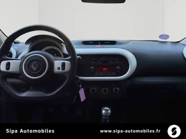 Renault Twingo iii 0.9 tce 90 energy e6c — photo 15