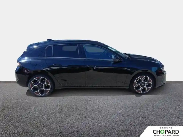 Opel Astra hybrid 180 ch bva8 — photo 9