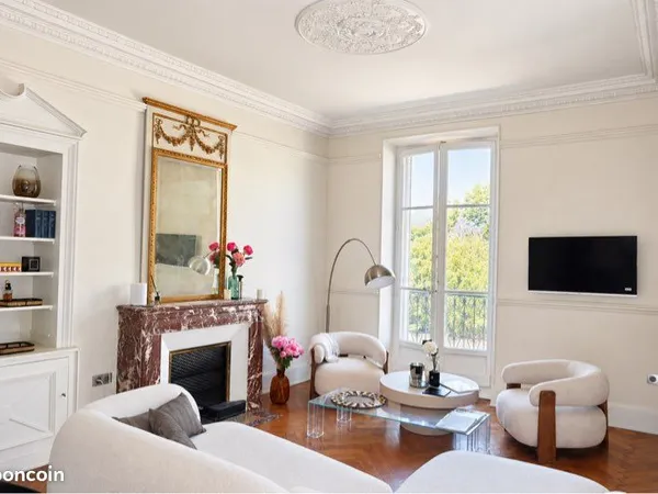 Bureaux de prestige - 82 m² - grenoble hypercentre - vue bastille