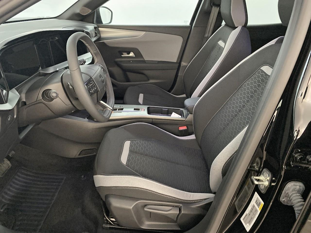 Opel Mokka 1.2 turbo hybrid 145 ch e-dct6 edition — photo 9