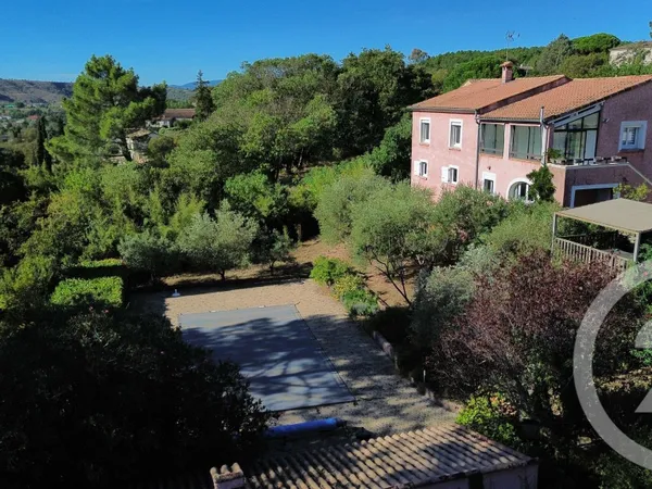 Maison 8 pièces 195 m²