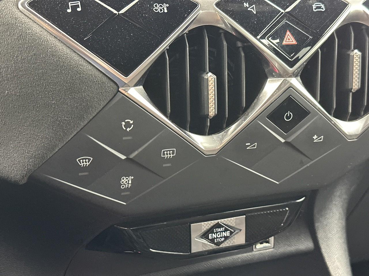 Ds Ds 3 crossback puretech 100 bvm6 performance line — photo 29