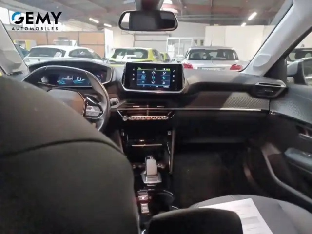 Peugeot 208 electrique 50 kwh 136ch — photo 8