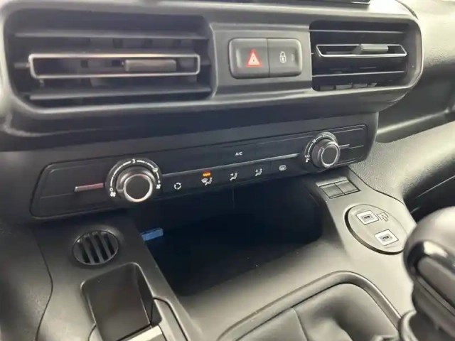 Peugeot Partner fourgon m 650 kg bluehdi 100 s&amp;s bvm6 — photo 7