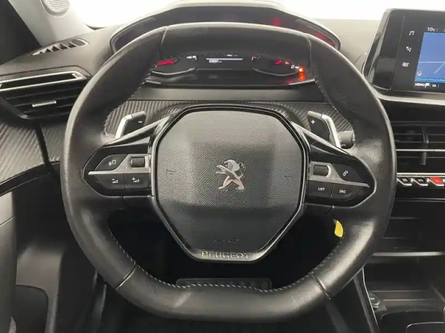 Peugeot 2008 puretech 130 s&amp;s eat8 — photo 87