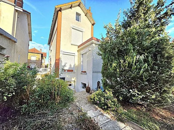 Maison 7 pièces 107 m²