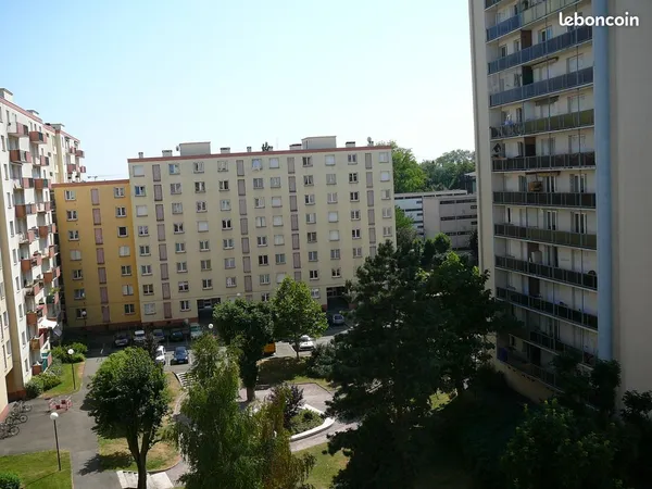 à vendre Appartement 4 pièces Esplanade meublé