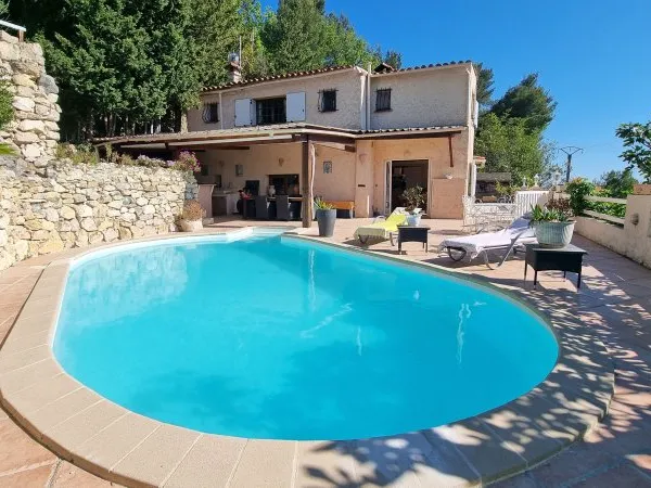 Maison 5 pièces 136 m²