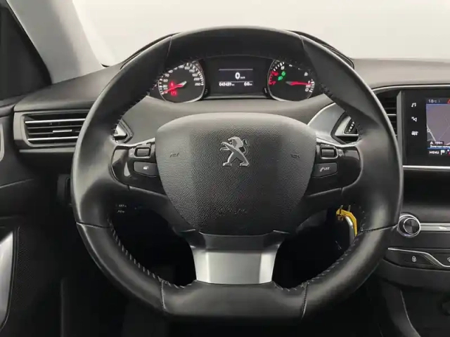 Peugeot 308 puretech 110ch s&amp;s bvm6 — photo 23