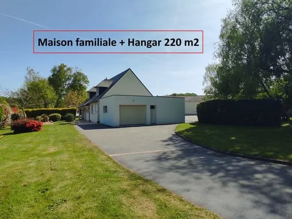 maison familiale avec hangar