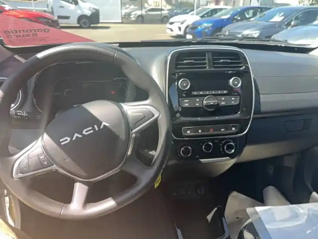 Dacia Spring — photo 16