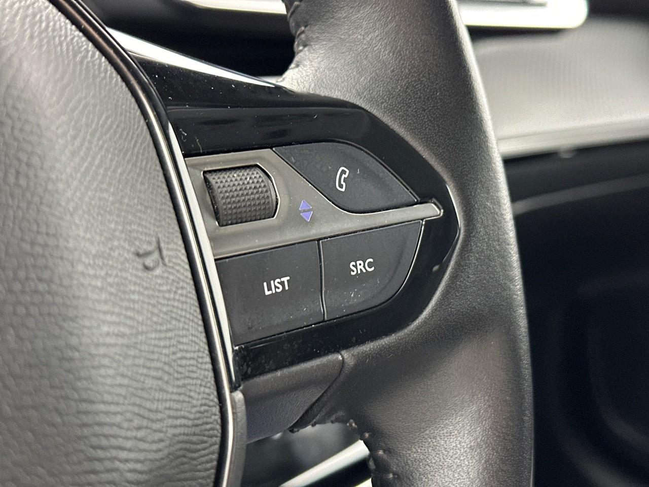 Peugeot 208 puretech 100 s&s bvm6 allure — photo 20