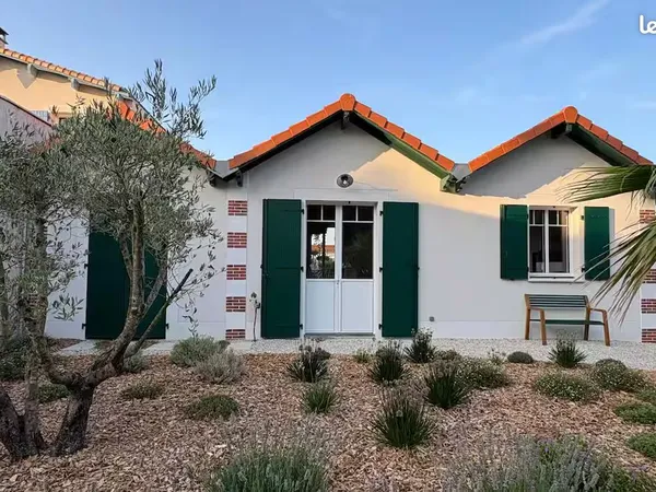 À LOUER - ANGOULINS - Charmante maison meublée T3 entièrement rénovée