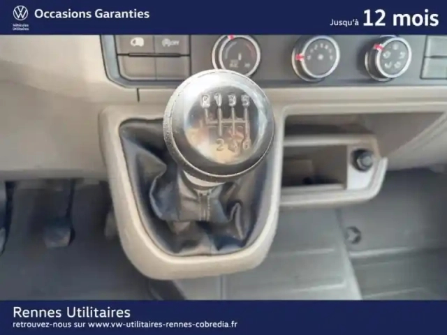 Volkswagen Crafter fg 35 l3h3 2.0 tdi 140ch business line traction — photo 42