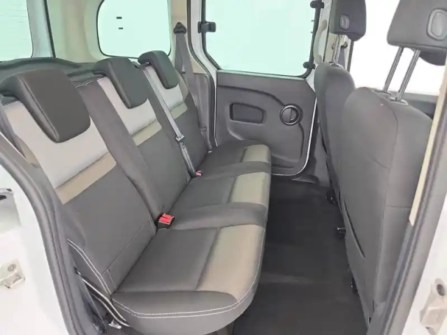 Renault Kangoo blue dci 95 — photo 70