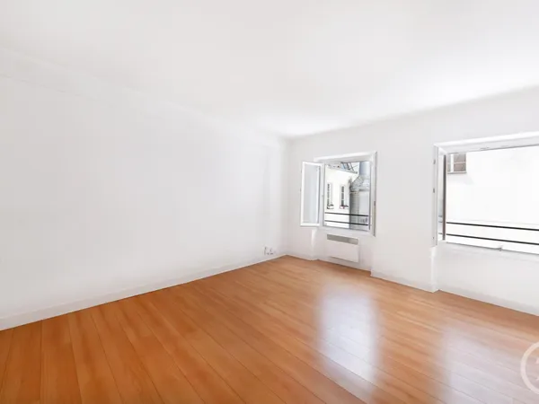 Studio 1 pièce 30 m²