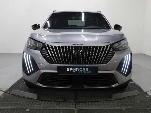 Peugeot 2008 1.2 puretech 100ch s&amp;s allure — photo 2