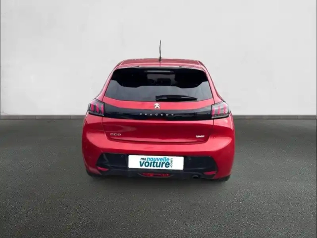 Peugeot 208 puretech 100 s&amp;s eat8 — photo 5