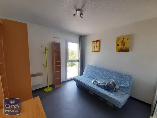 Appartement 4 pièces 16 m²
