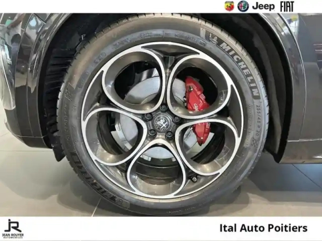 Alfa Romeo Stelvio 2.2 diesel 160ch veloce at8 — photo 11