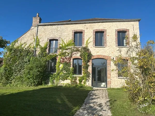 Maison 6 pièces 245 m²