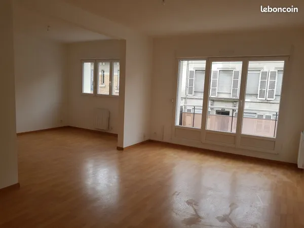 Appartement F4 centre ville Reims