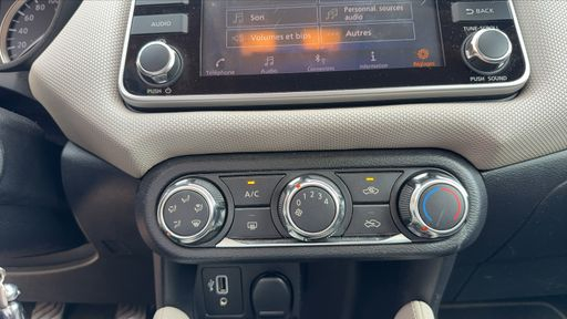 Nissan Micra 1.0 IG-T 100 - Made In France – 2019 – 49538 km – Essence – Boîte Manuelle — photo 12