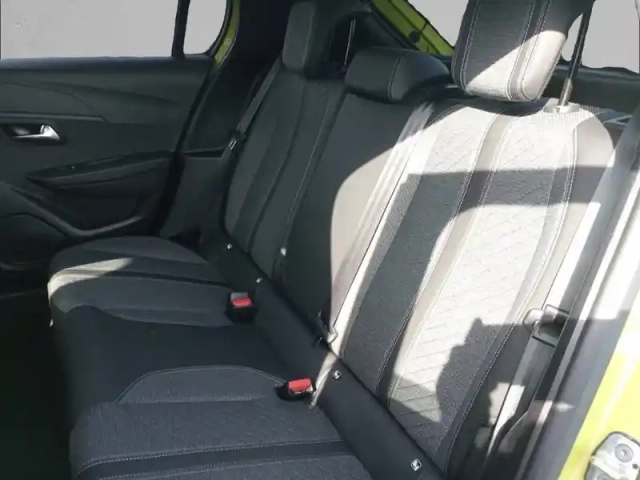 Peugeot 208 puretech 100 s&amp;s bvm6 — photo 12